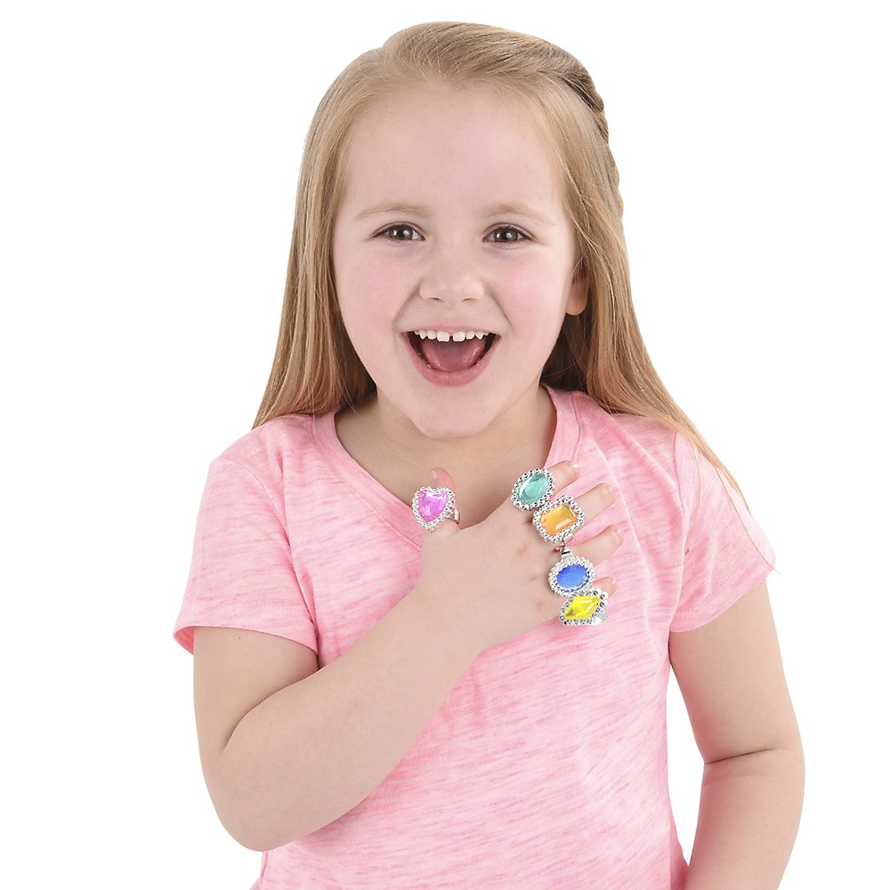 Bedwina Plastic Rings - (144 Pieces) Bulk Party Favors for Kids, Assorted Colors and Designs, Small Toy Pack for Prizes, Birthdays, Carnival Prizes, Treasure Chest Toys, Goodie Bag Favors for Kids