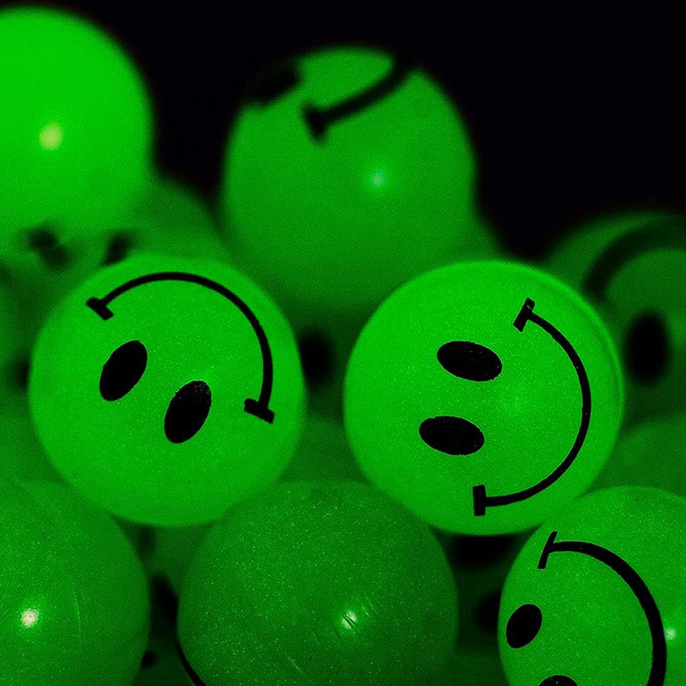 Bulk Bouncy Balls Glow in The Dark - (1inch / 27mm) Diameter, High Bouncing, Small Rubber Smile Face Bouncing Balls for Kids, Vending Machines, Game Prize Toys, Party Favor, Gift Bag Filler